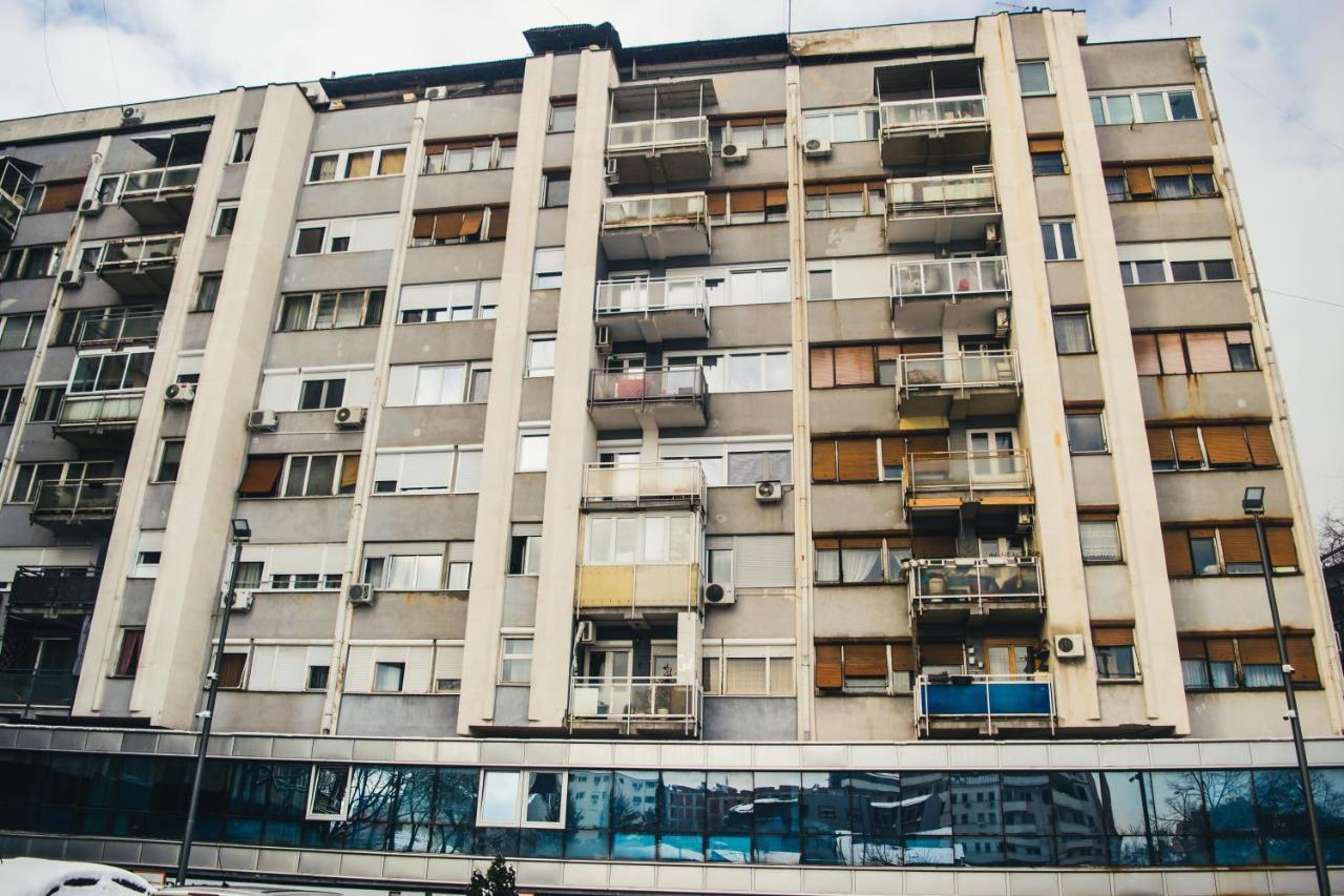 Aparment Theatre Apartment Ni Екстериор снимка